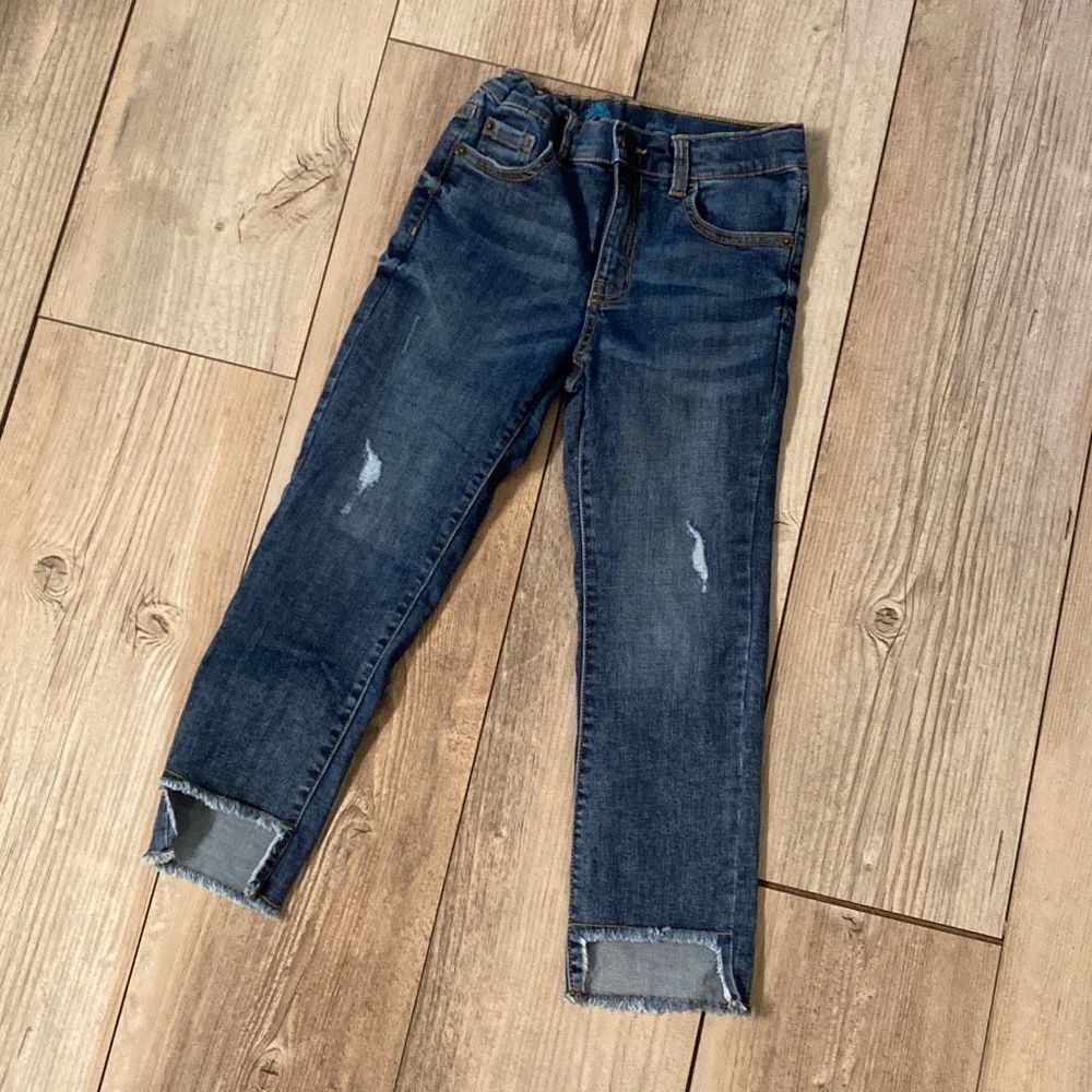Girls size 6 Thereabout Girlfriend Jeans